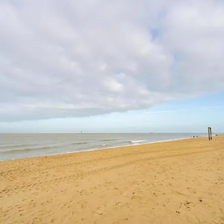 Stylish Zeedijk Sea Escape Daire