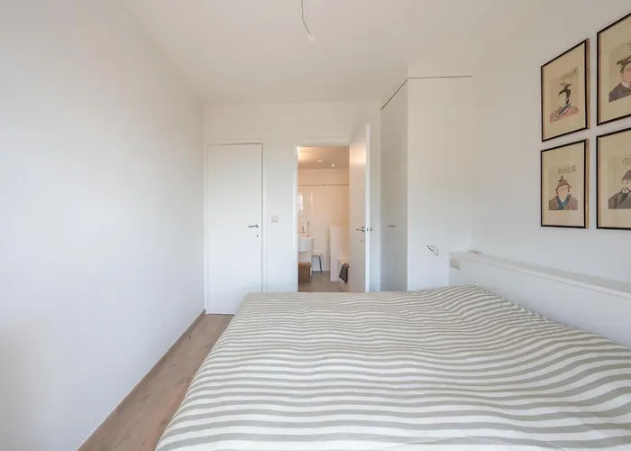 Stylish Zeedijk Sea Escape Apartment Knokke-Heist