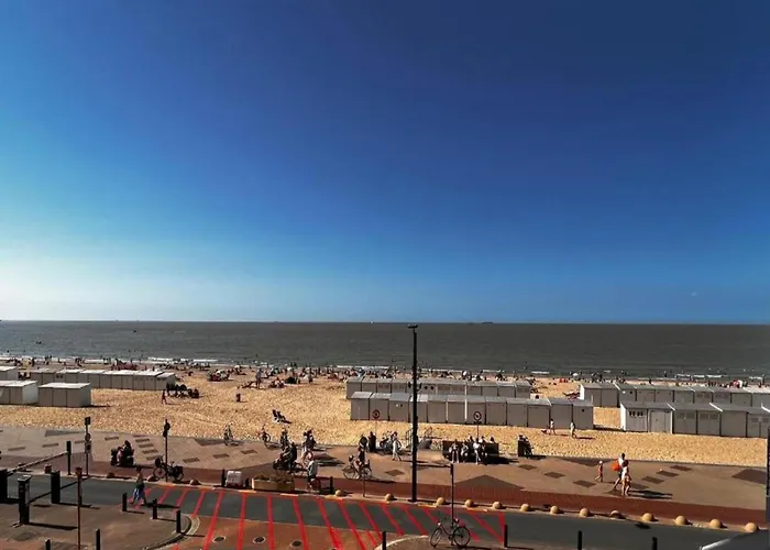 Stylish Zeedijk Sea Escape Apartament